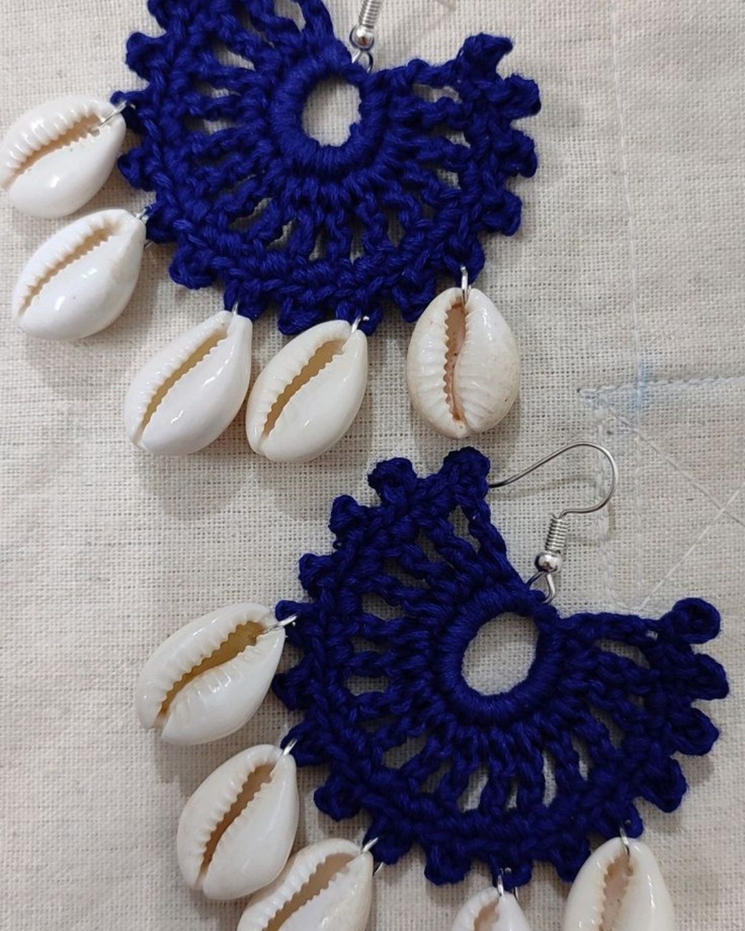 CROCHET SHELL EARRINGS